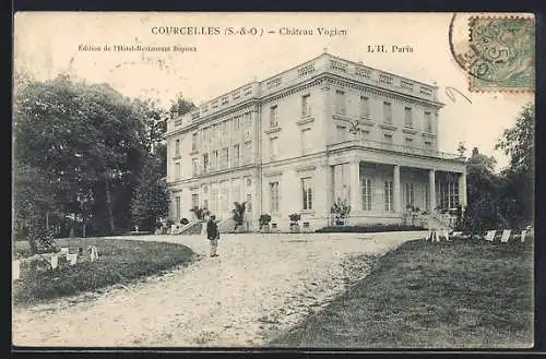 AK Courcelles, Château Voguin