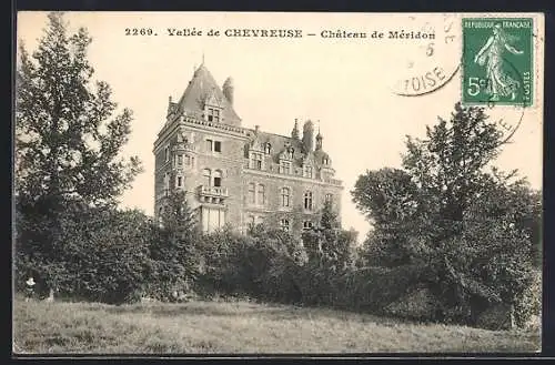 AK Chevreuse, Château de Méridon dans la vallée verdoyante