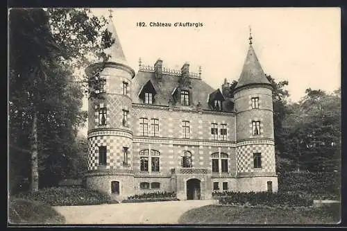 AK Auffargis, Château d`Auffargis majestueux entouré de verdure