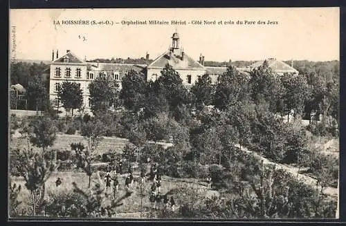 AK La Boissière, Orphelinat Militaire Hériot, côté nord et coin du parc des jeux