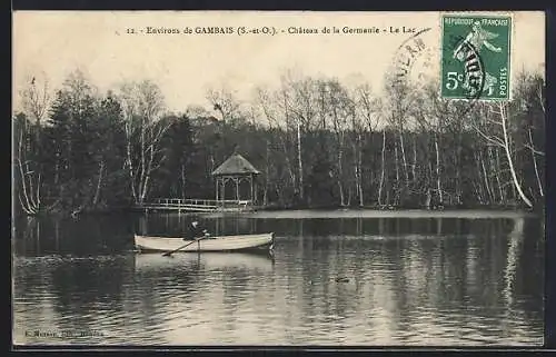 AK Gambais, Château de la Germanie, Le Lac avec barque et pavillon