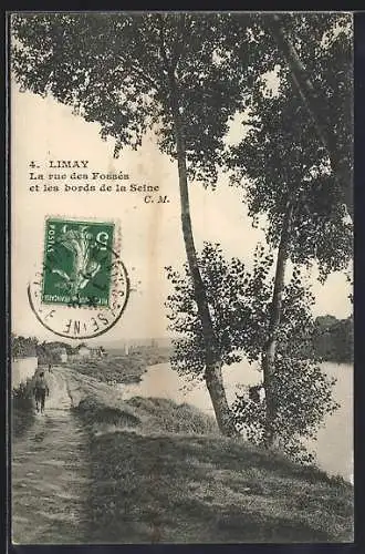 AK Limay, La rue des Fossés et les bords de la Seine