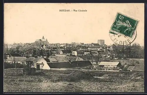 AK Houdan, Vue Générale