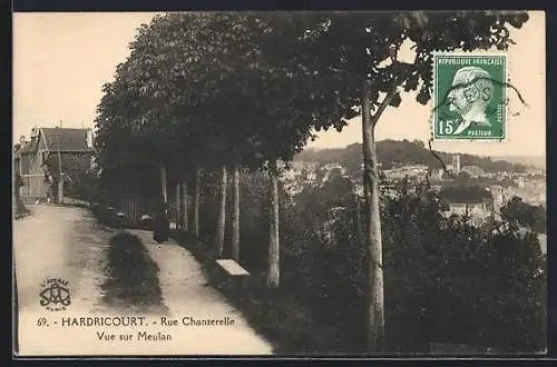 AK Hardricourt, Rue Chanterelle avec vue sur Meulan