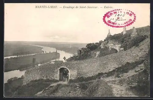 AK Mantes-Limay, Ermitage de Saint-Sauveur, Entrée