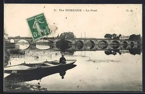 AK Les Mureaux, Le Pont et un homme en barque sur la rivière