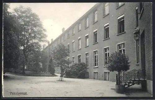AK Ixelles, Arbre Bénit, Pensionnat