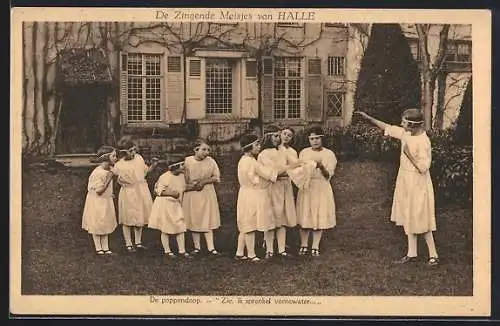 AK Halle, De Zingende Meisjes van Halle, De poppendoop, Zie, ik sprenkel vontewater...