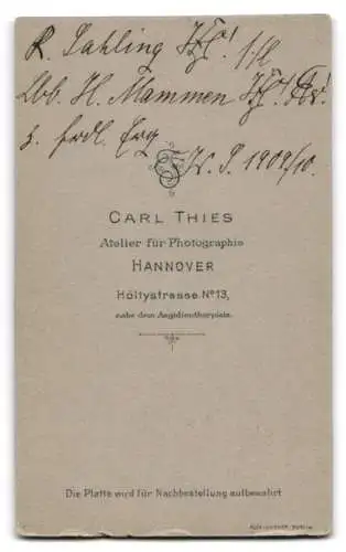 Fotografie Carl Thies, Hannover, Student R. Sahling im Anzug mit Couleur, 1910