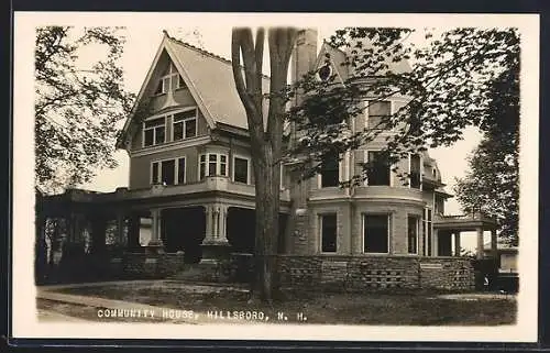 AK Hillsboro, NH, Community House