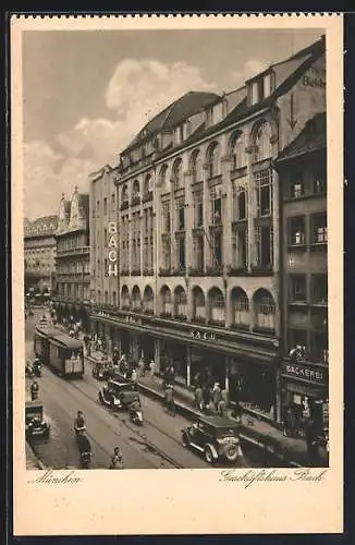 AK München, Kaufhaus Isidor Bach, Sendlinger Strasse 3, Strassenbahn