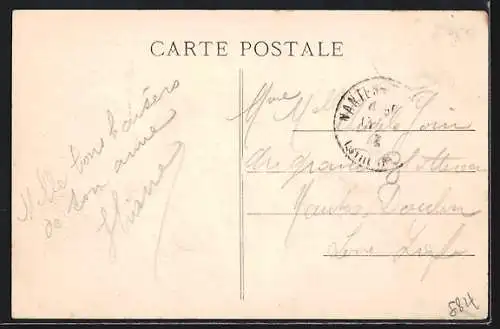 AK Le Croisic, Quai du Port Ciguet avec des bateaux et des passants