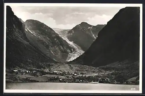 AK Maurangerfjord, Panorama mit Sundalgletscher