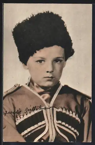 AK Schauspieler Freddie Bartholomew mit Pelzhut