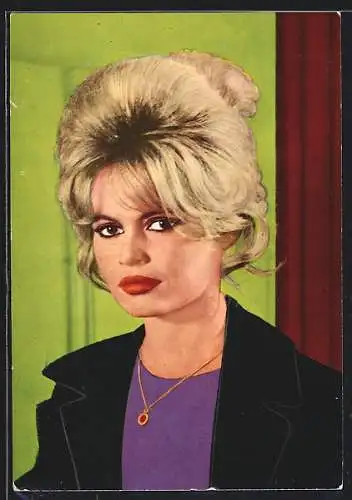 AK Schauspielerin Brigitte Bardot im Portrait