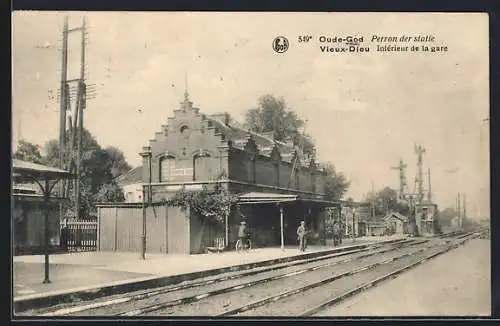 AK Vieux-Dieu, Intérieur de la gare