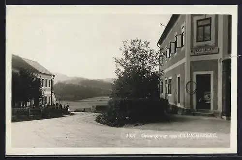 AK Ulrichsberg /O.-Oe., Geschäftshaus Heinrich Leitner am Ostausgang der Ortschaft