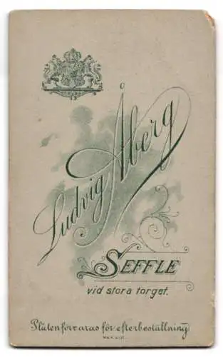 Fotografie Ludvig Åberg, Säffle, Vid stora torget, Hochzeitspaar im Studio