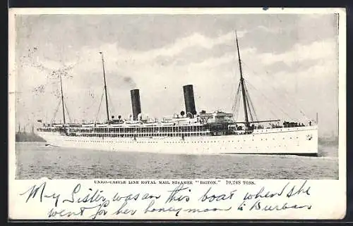 AK Passagierschiff RMS Briton vor der Küste, Union-Castle Line