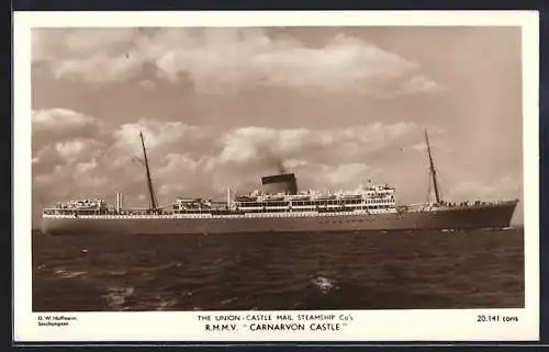 AK Passagierschiff R.M.M.V. Carnarvon Castle auf hoher See, The Union Castle Mail Steamship