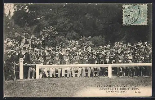 AK Paris, Longchamps, Revue 1907, Les Garibaldiens