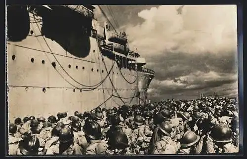 AK De Sienne a Belfort, Dans le golfe de Tarente les troupes francaises s`ambarquement pour la France