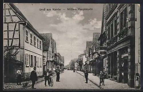 AK Kandel / Pfalz, Mittlere Hauptstrasse mit Kindern