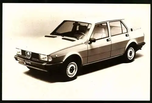 Fotografie Auto Alfa Romeo 155, Limousine, Werkfoto