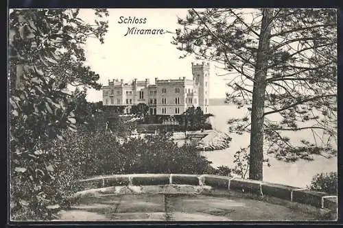 AK Trieste, Schloss Miramare