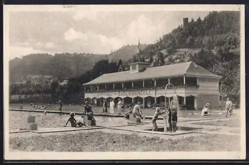 AK Bad Liebenzell /Schwarzwald, Freibad mit Badegästen