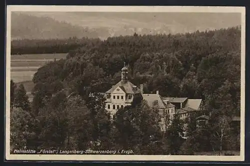 AK Langenberg-Schwarzenberg i. Erzgb., Heimstätte Förstel umgeben von Bäumen