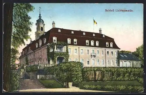AK Lichtenwalde, Schloss Lichtenwalde mit Gartenanlage