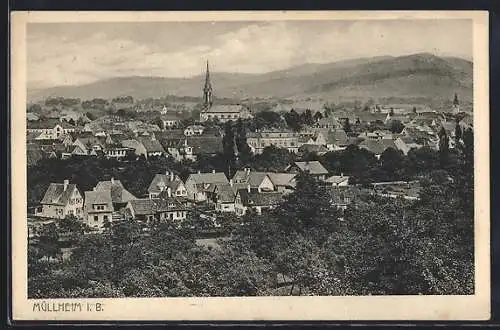 AK Müllheim i. B., Blick auf den Ort mit Bergen im Hintergrund