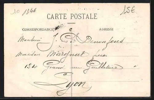 AK Troyes, Rue de la Republique, Strassenbahn