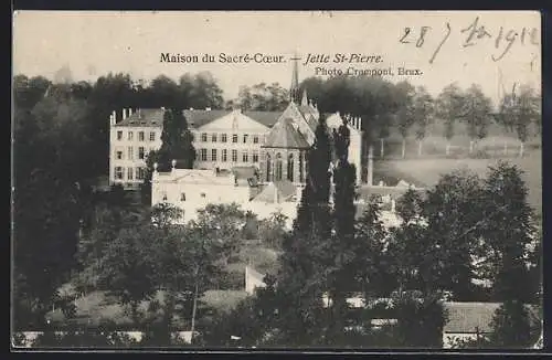 AK Jette St-Pierre, Maison du Sacré-Coeur