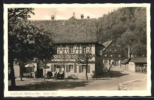 AK Wirsberg /Ofr., Hotel Post mit Strassenpartie und Besuchern
