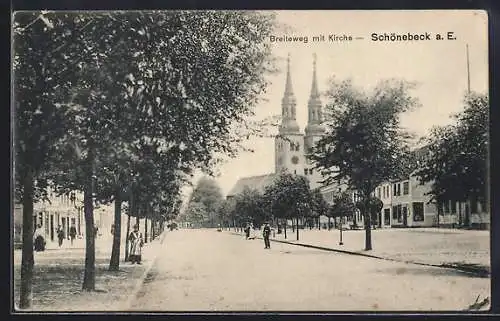 AK Schönebeck / Elbe, Strassenpartie am Breiteweg mit Kirche