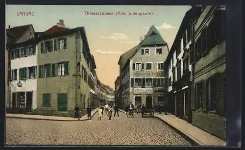 AK Landau / Pfalz, Theaterstrasse (Alte Judengasse) mit Brauerei Trifels
