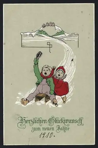 AK Kinder bei einer Bergabfahrt auf einem Schlitten