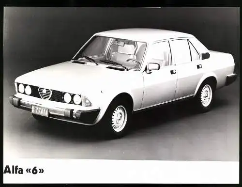 Fotografie Auto Alfa Romeo 6, Limousine, Werkfoto