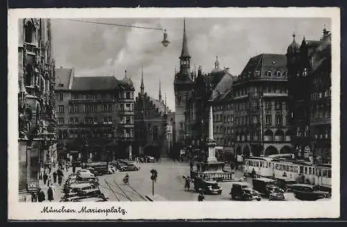 AK München, Marienplatz mit Strassenbahn, Kirche