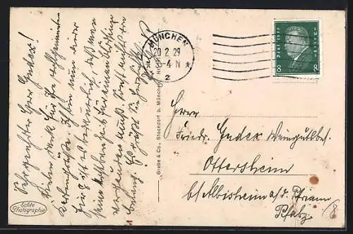 AK München, Marienplatz mit Strassenbahnen