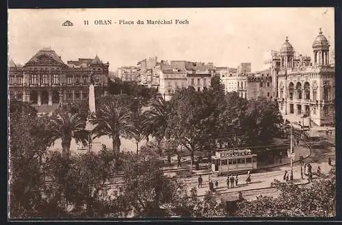AK Oran, Place d'Armes et Tramway, Strassenbahn