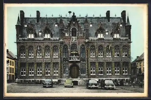 AK Mouscron, Hôtel de Ville