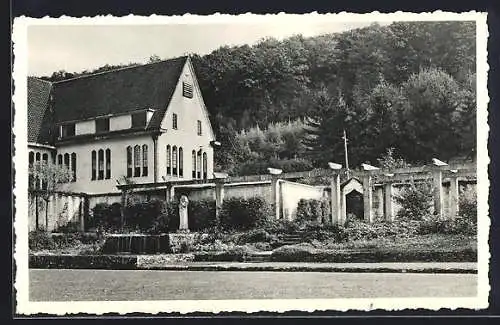AK Bouillon, Abbaye N.-D. de Clairefontaine, Hôtellerie, Cascade et pergola