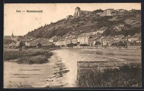 AK Dun-sur-Meuse, Gesamtansicht