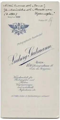 Fotografie Ludwig Gutmann, Wien, Schauspieler Mizzi Zwerenz und Hubert Marischka im Stück die geschiedene Frau