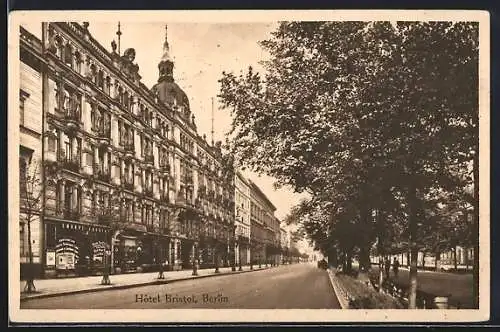 AK Berlin, Alleestrasse mit Hotel Bristol