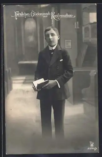 AK Junge mit Gebetsbuch zu seiner Konfirmation