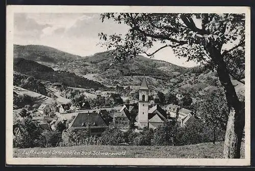 AK Ottenhöfen /Bad Schwarzwald, Teilansicht mit Kirche und Strassenpartie